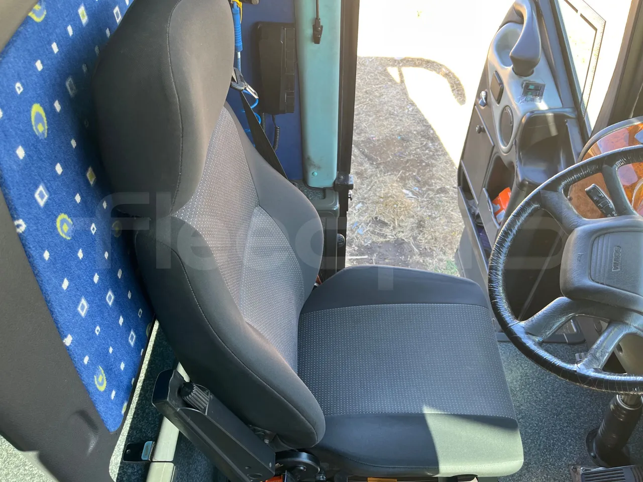 Irizar Scania Century K124EB 12.3 - EUR2 - 309kW - 12m - driver's seat photo (mandatory for bus to scrap)