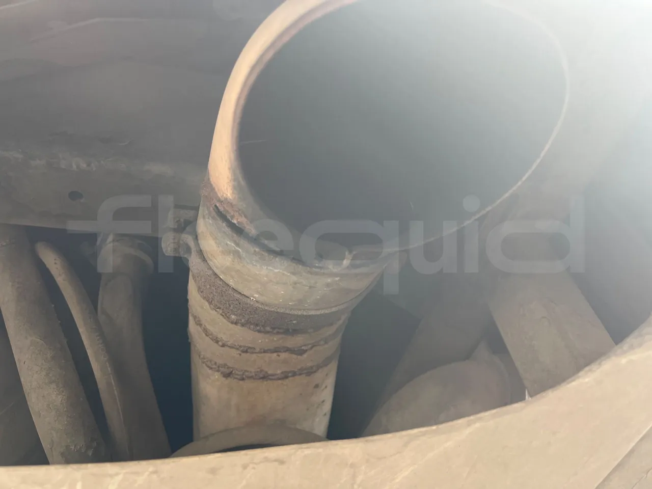 Irizar Scania Century K124EB 12.3 - EUR2 - 309kW - 12m - exhaust photo