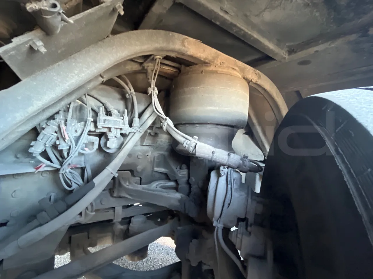 Irizar Scania Century K124EB 12.3 - EUR2 - 309kW - 12m - front air springs left