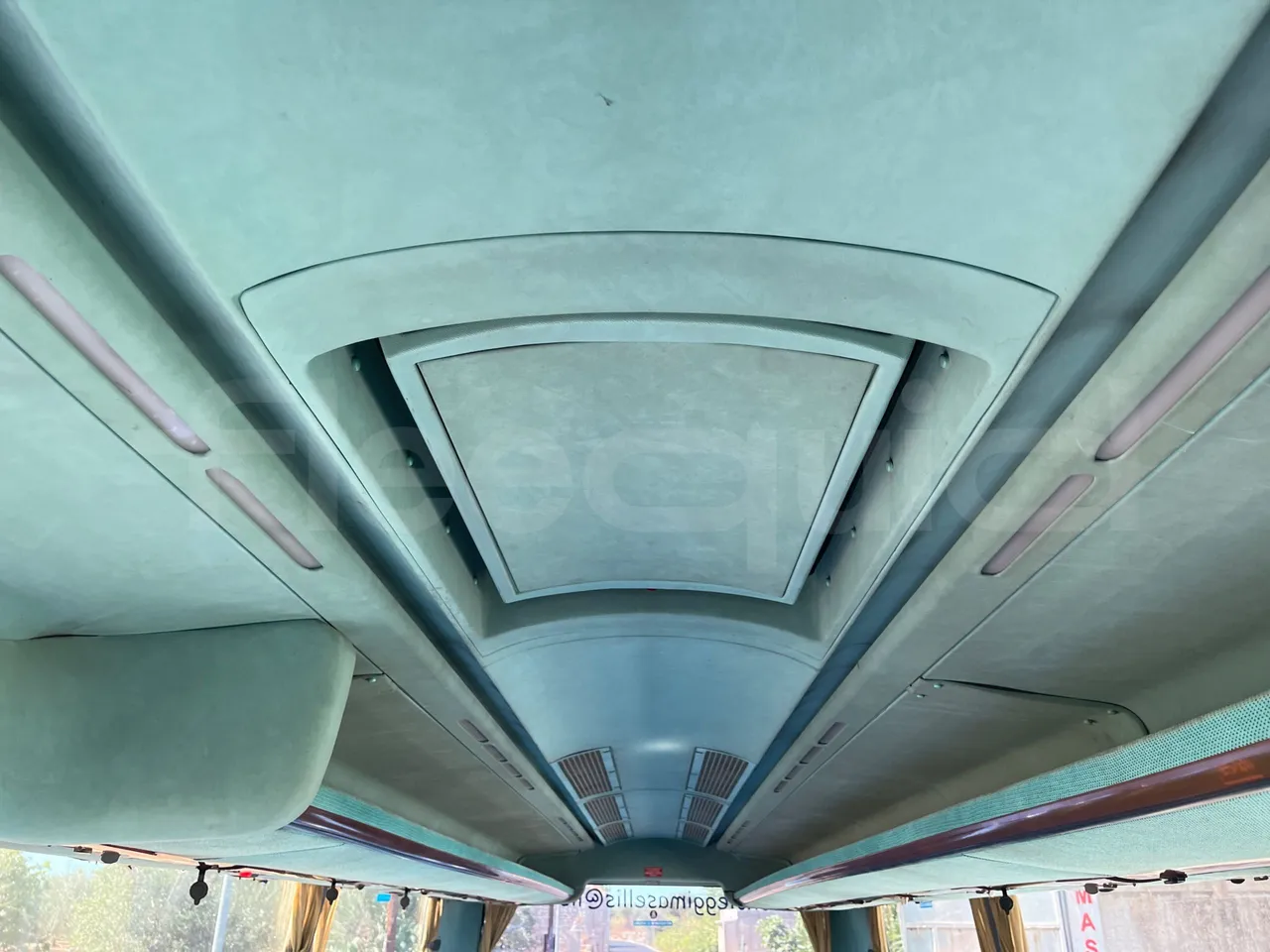 Irizar Scania Century K124EB 12.3 - EUR2 - 309kW - 12m - roof hatch 2