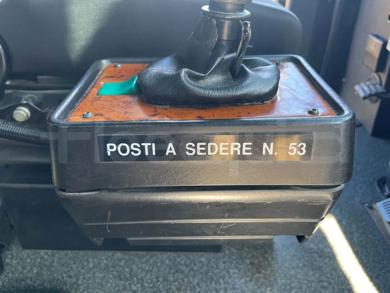 Irizar Scania Century K124EB 12.3 - EUR2 - 309kW - 12m - seat plate photo