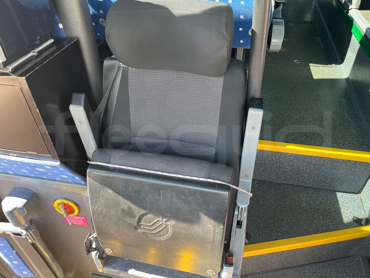 Irizar Scania Century K124EB 12.3 - EUR2 - 309kW - 12m - hostess seat photo
