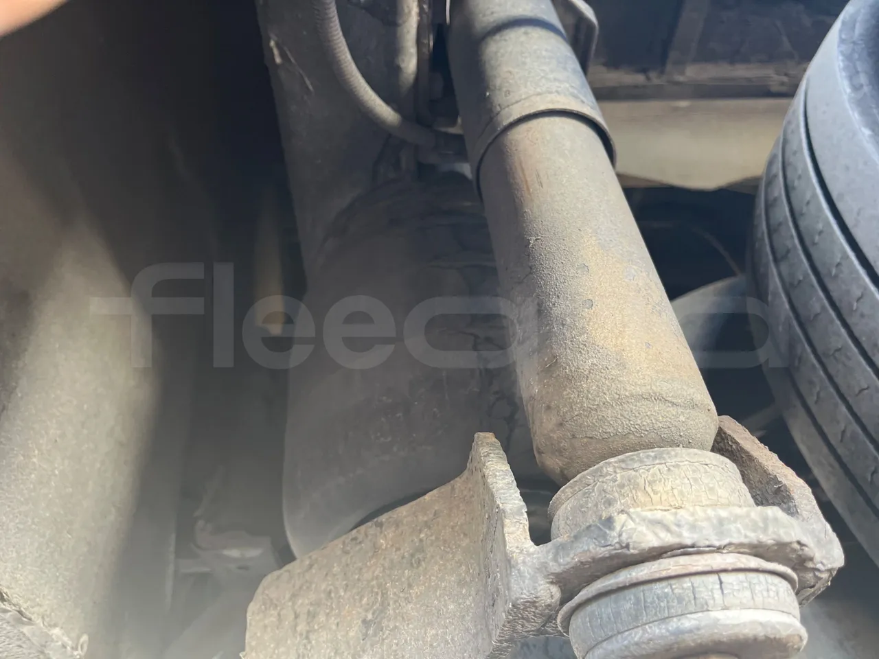 Irizar Scania Century K124EB 12.3 - EUR2 - 309kW - 12m - axle 2 shock absorbers 1 right