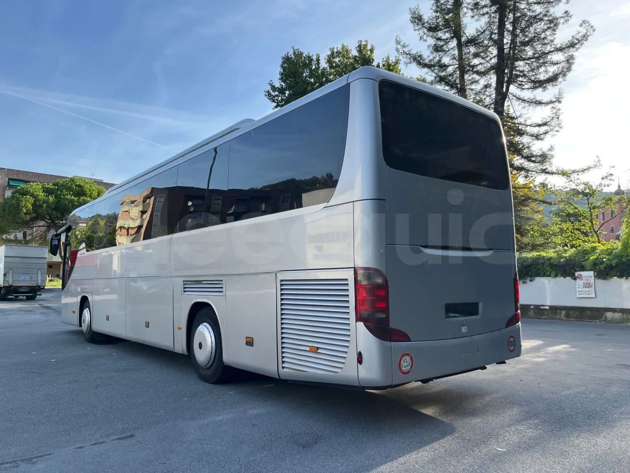 Setra S415 HD - EUR5 - 315kW - 12.2m - 3/4 left rear side