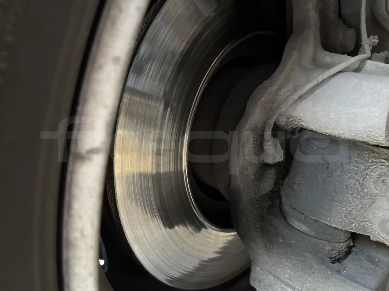 Setra S415 HD - EUR5 - 315kW - 12.2m - front discs left