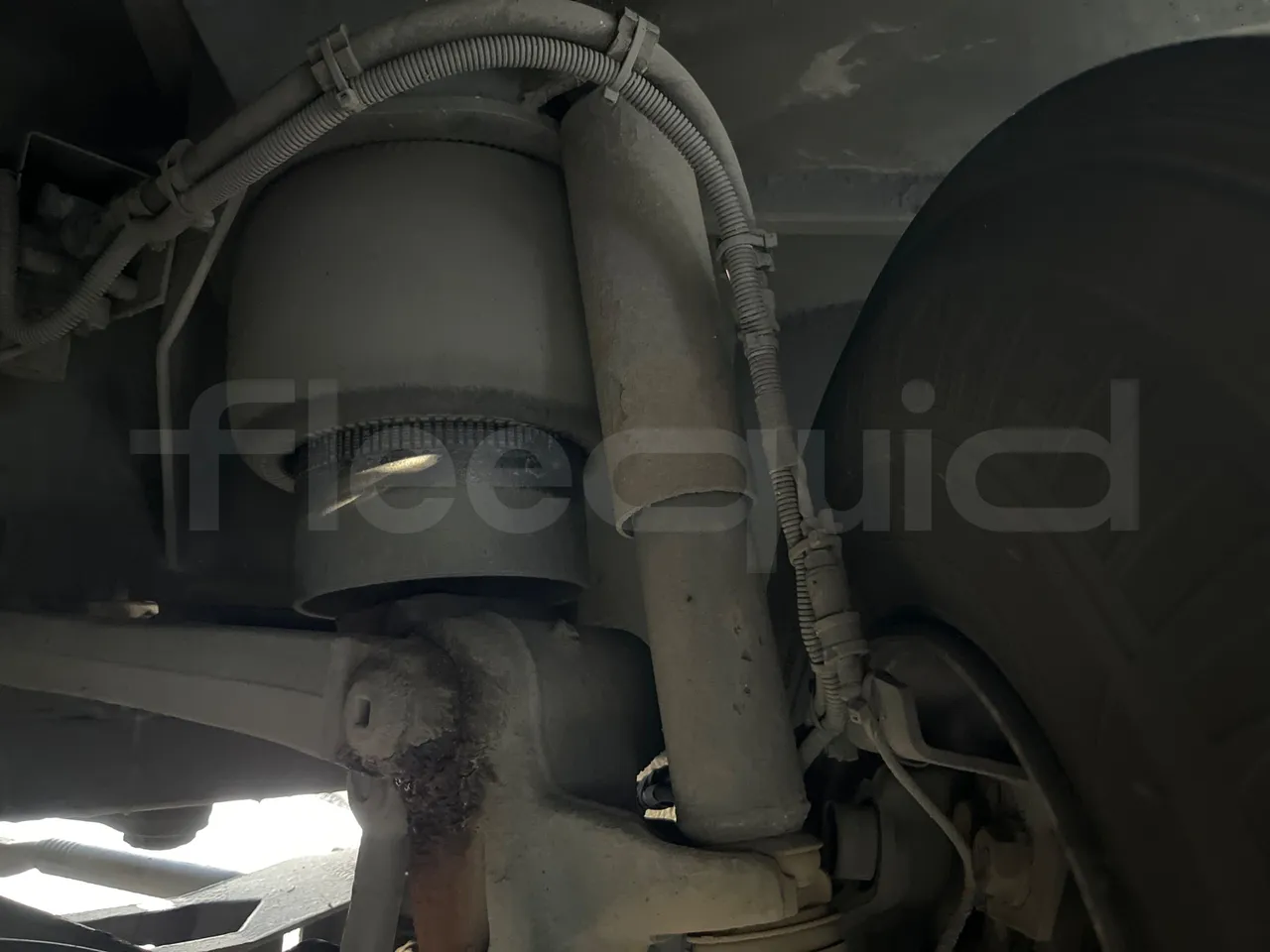 Setra S415 HD - EUR5 - 315kW - 12.2m - front shock absorbers right