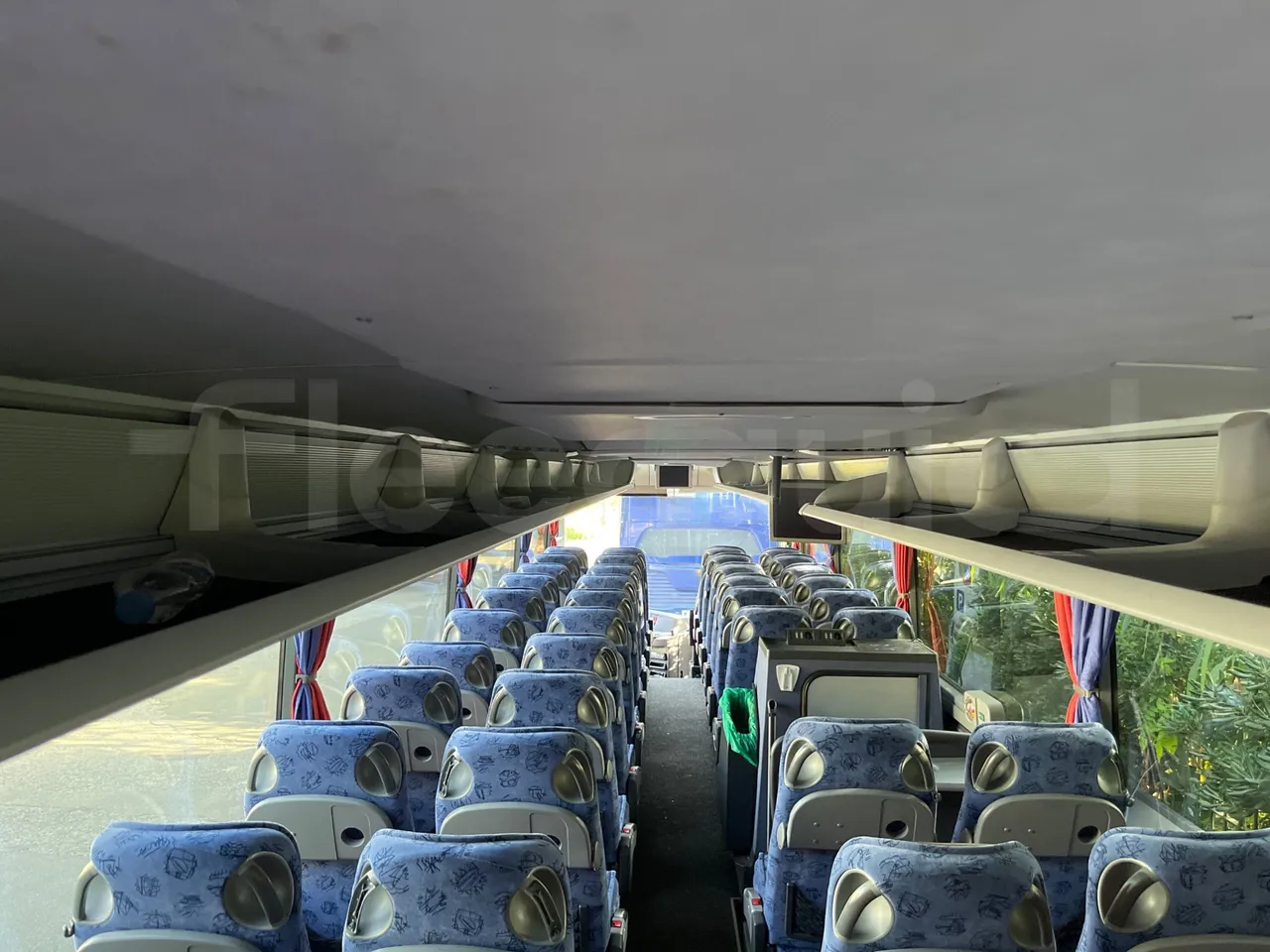 Setra S415 HD - EUR5 - 315kW - 12.2m - overhead compartments photo