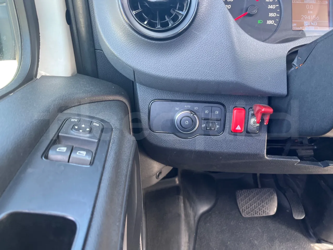 Mercedes-Benz Sprinter - Onboard Device 2