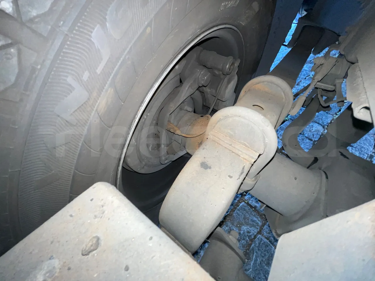 Mercedes-Benz Sprinter - Second Axle Discs Left Side