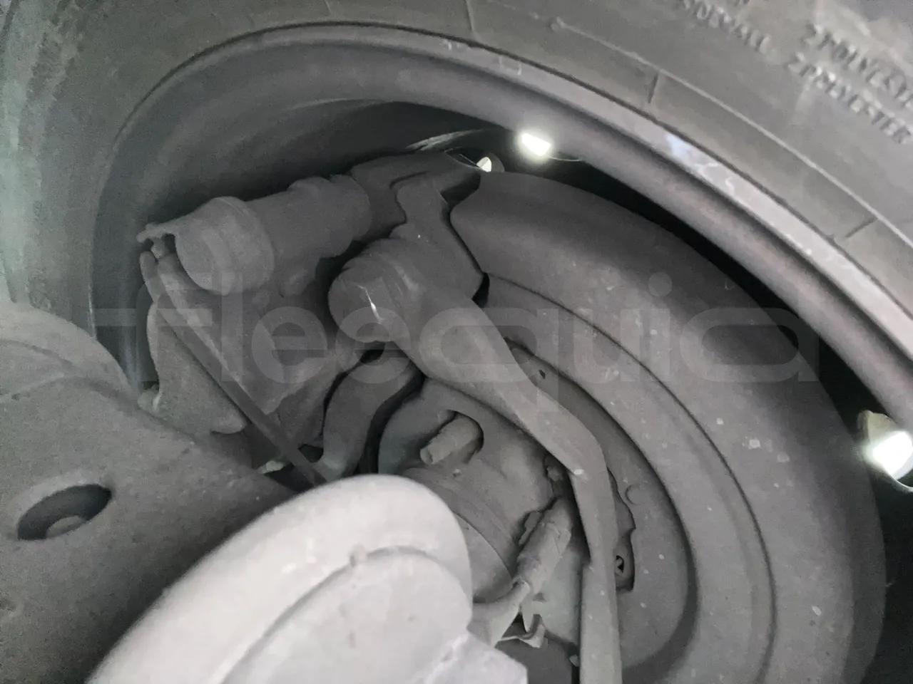 Mercedes-Benz Sprinter - Second Axle Discs Right Side
