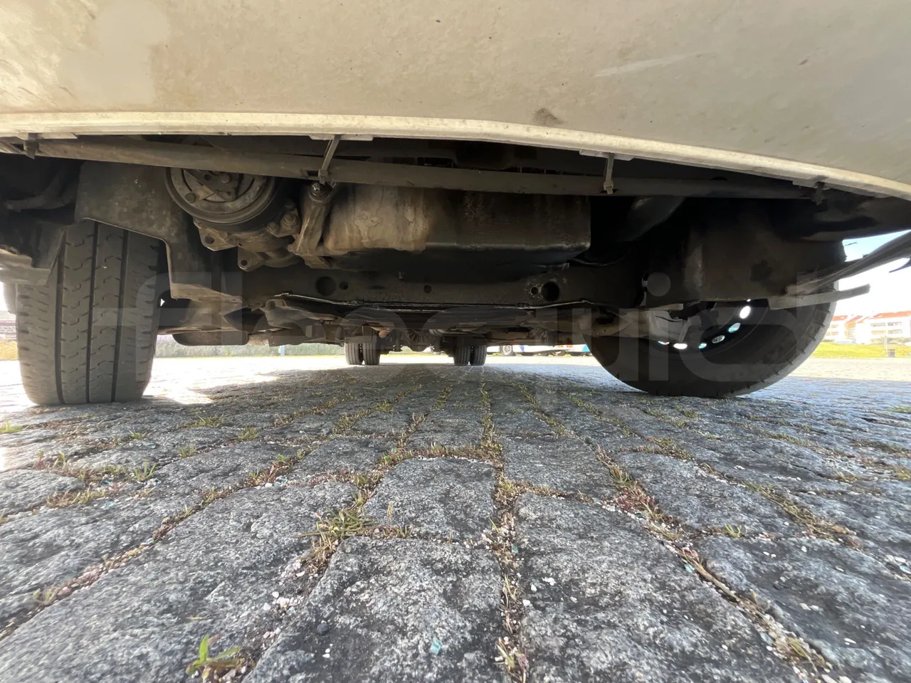 Mercedes-Benz Sprinter - Front Undercarriage