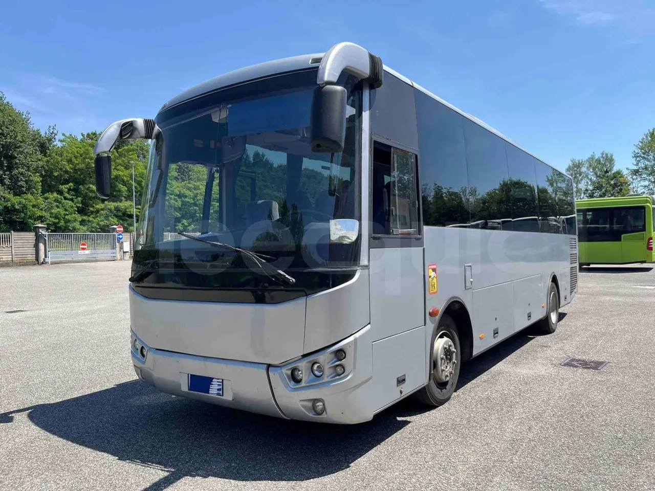 Otokar Navigo - 3/4 Front Left Side