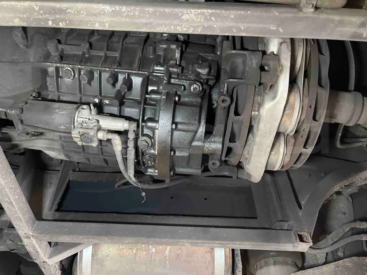 Otokar Navigo - Gearbox
