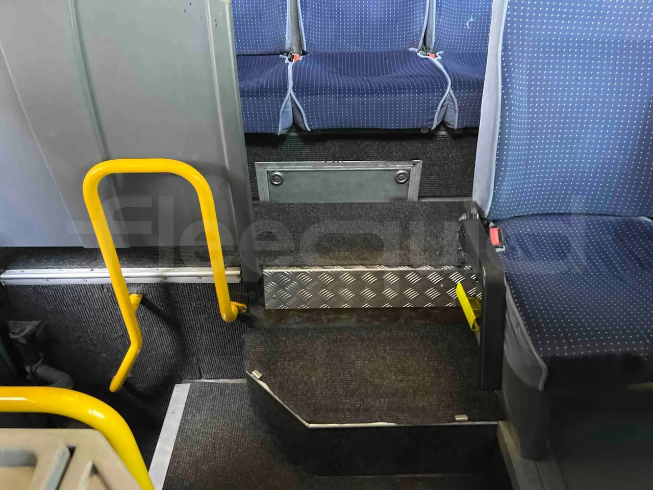 Otokar Navigo - floor hatches photo