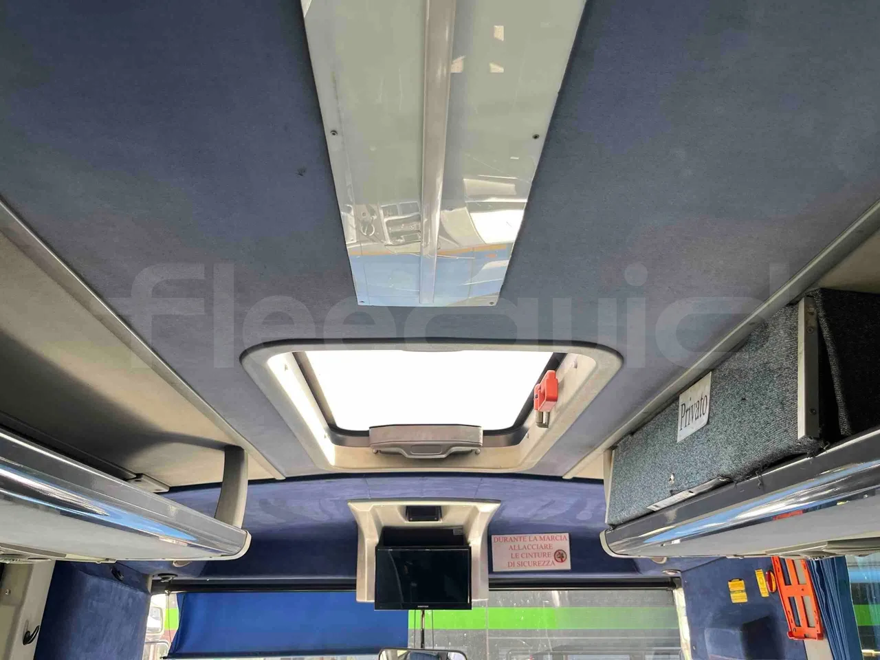 Otokar Navigo - Roof Hatch 2