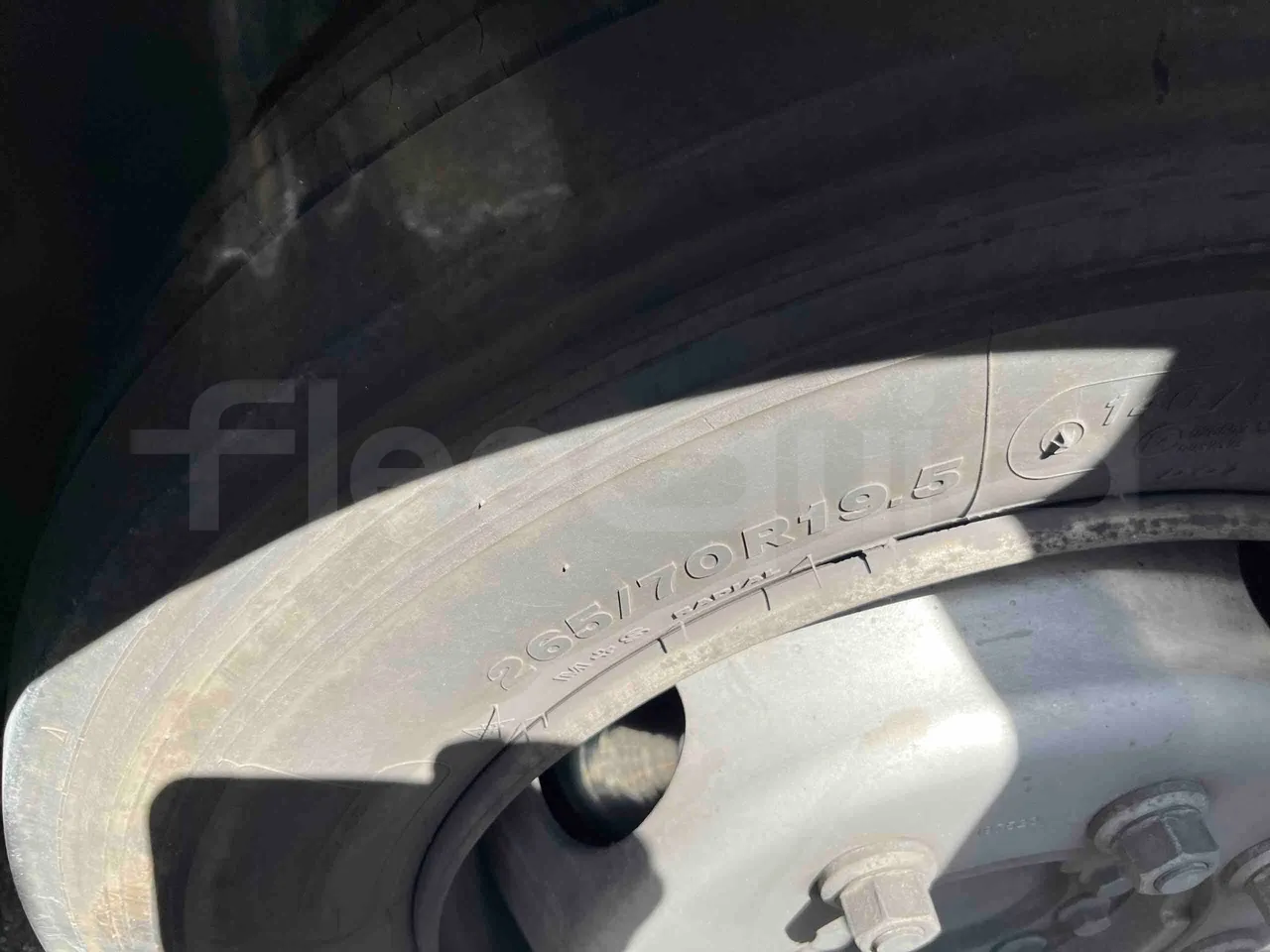 Otokar Navigo - First Axle Left Side: Tyre Size