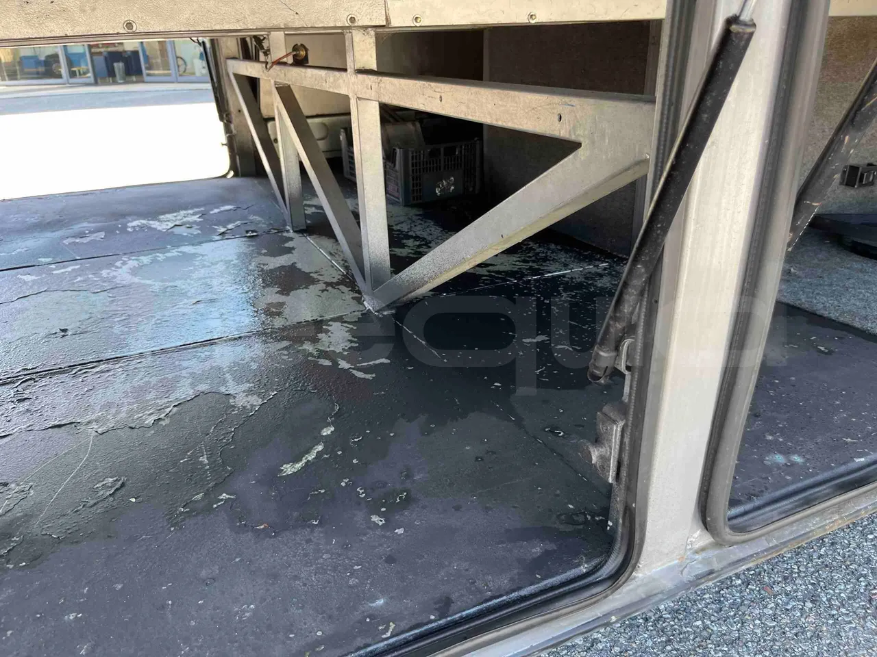 Otokar Navigo - Luggage Under Carpet Photo