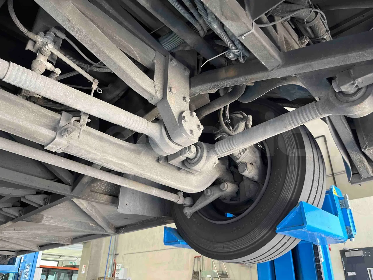 Otokar Navigo - First Axle Left Side