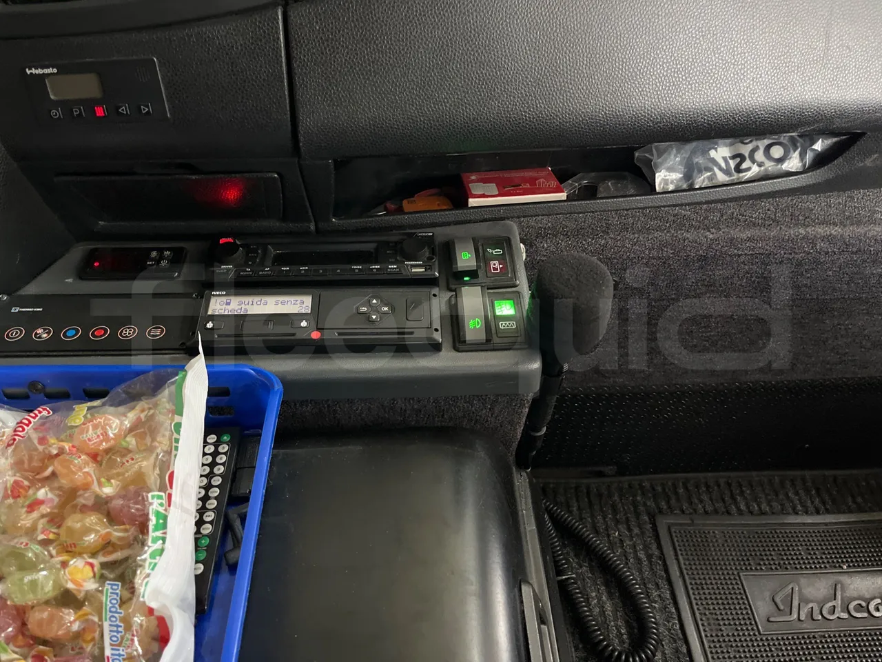 Iveco Mago2 M2IV - Euro6 - 162kW - 8.850mt - driver microphone accessories photo