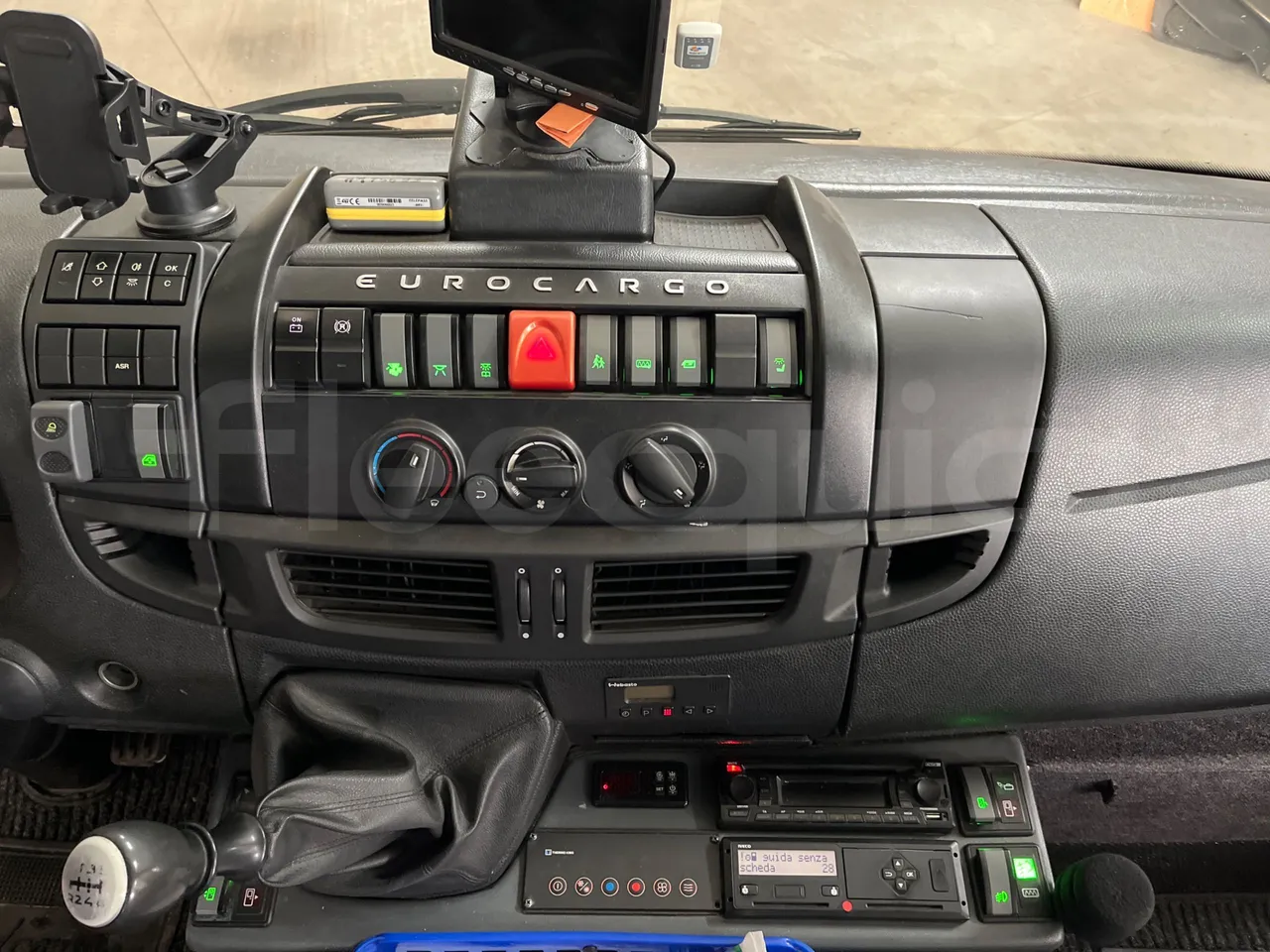 Iveco Mago2 M2IV - Euro6 - 162kW - 8.850mt - onboard devices 2