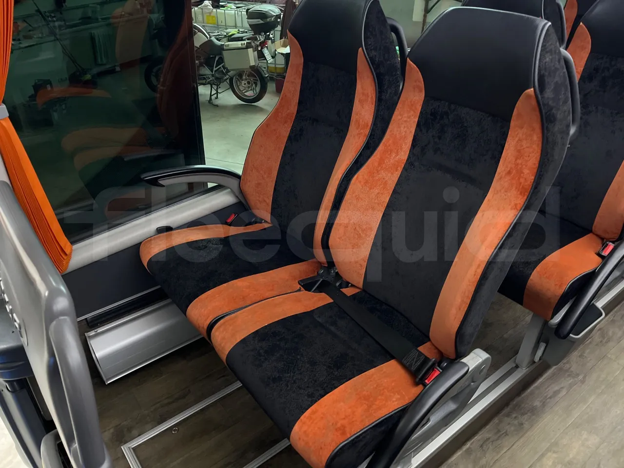 Iveco Mago2 M2IV - Euro6 - 162kW - 8.850mt - single seat detail
