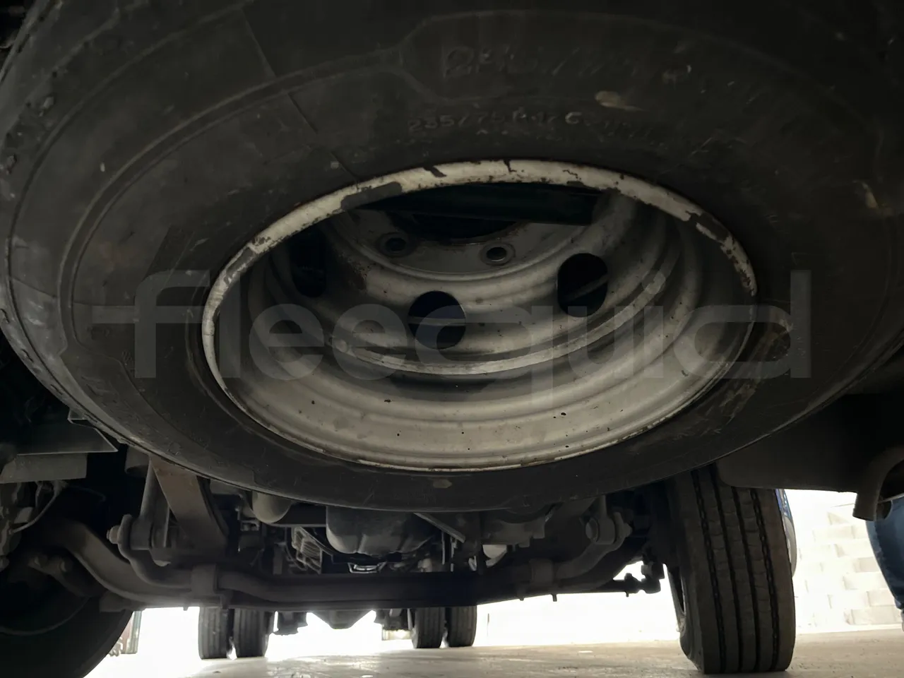 Iveco Mago2 M2IV - Euro6 - 162kW - 8.850mt - front undercarriage from front