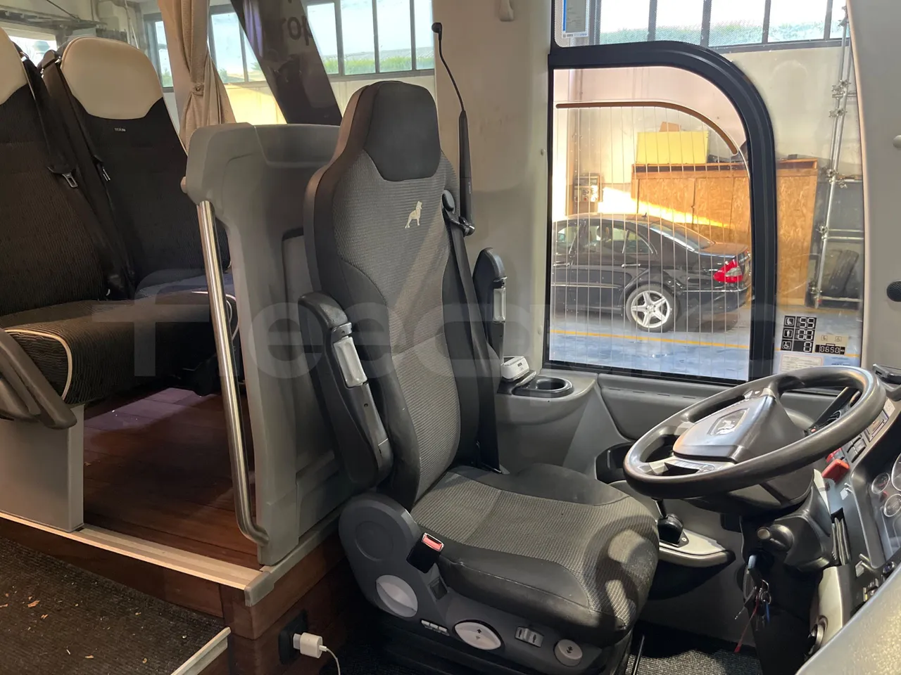 Man Lion's Coach B200746006 - EUR6  - 309kW - 12.101m - driver's seat photo