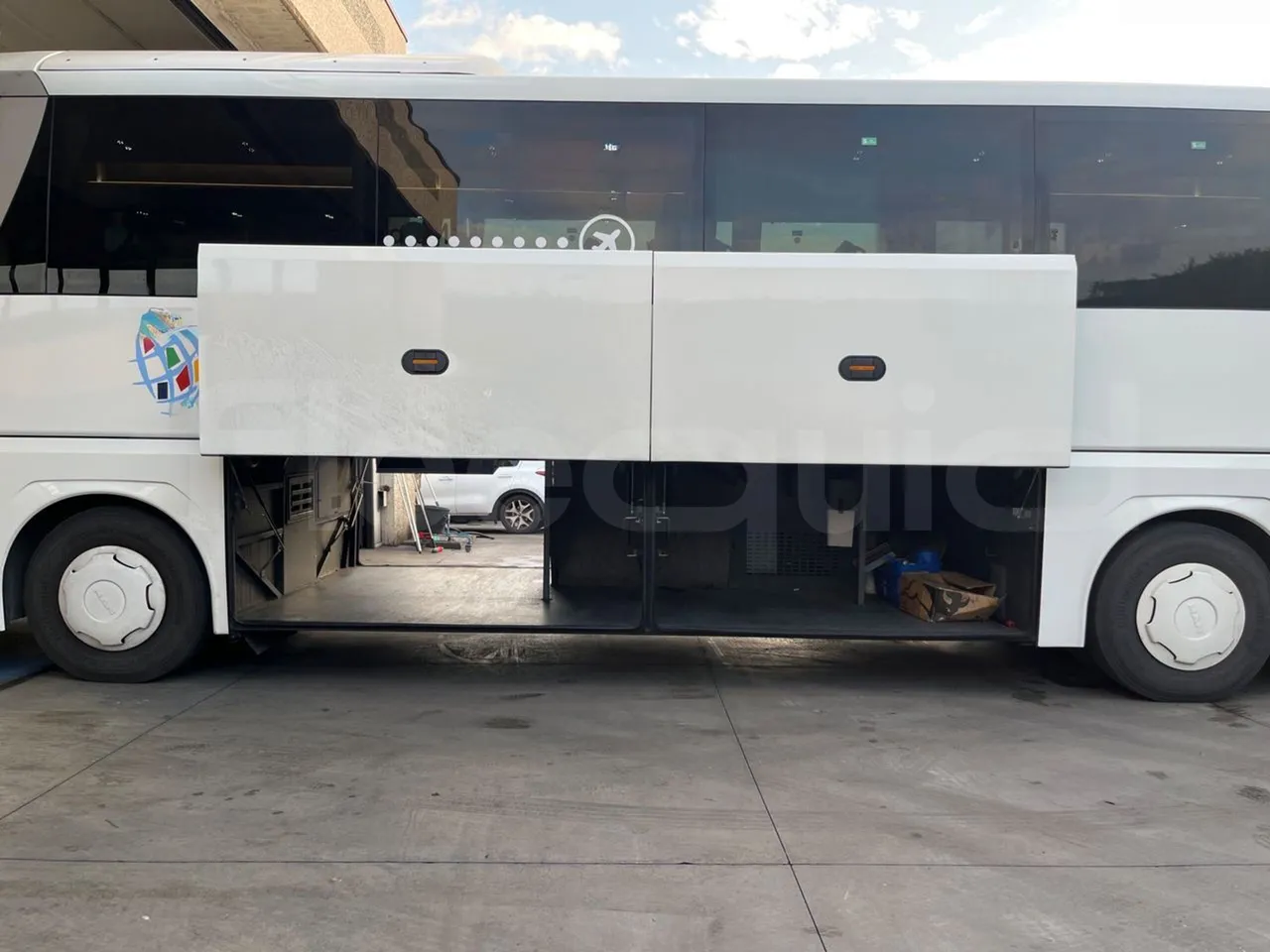 Man Lion's Coach B200746006 - EUR6  - 309kW - 12.101m - luggage rack photo