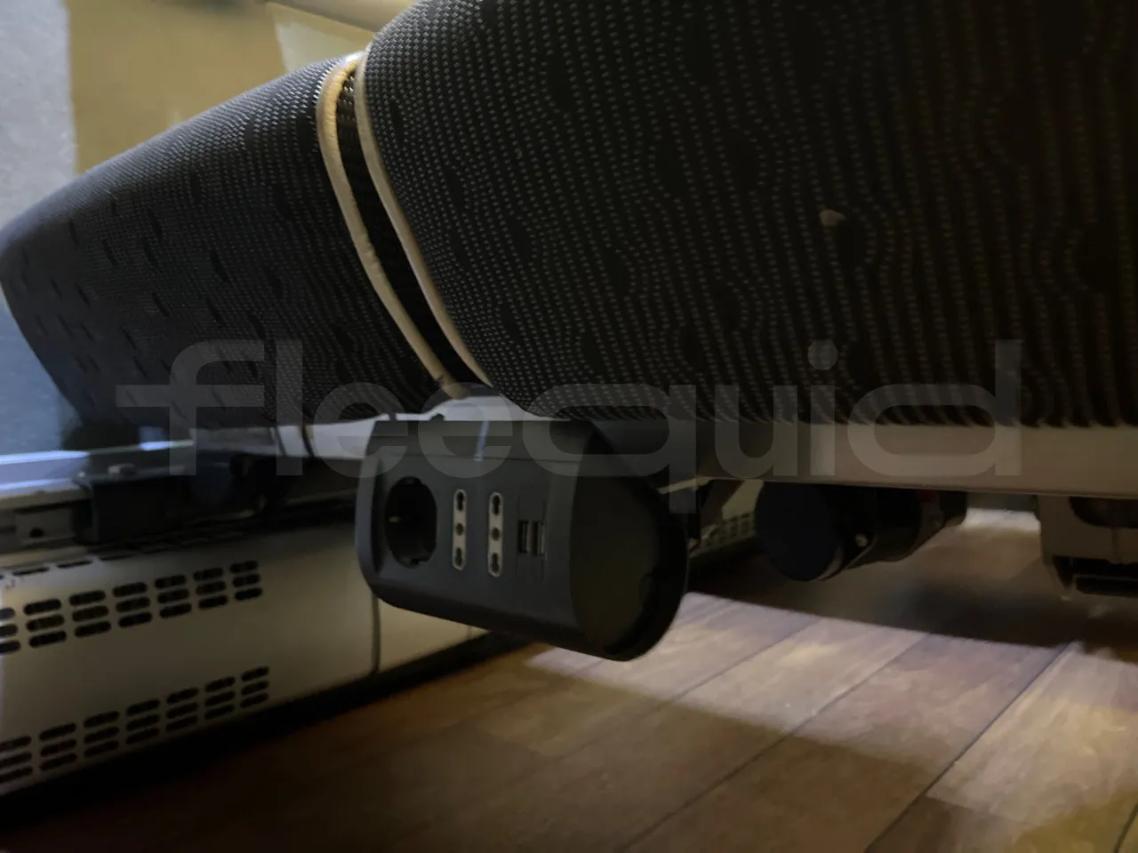 Man Lion's Coach B200746006 - EUR6  - 309kW - 12.101m - power outlets detail