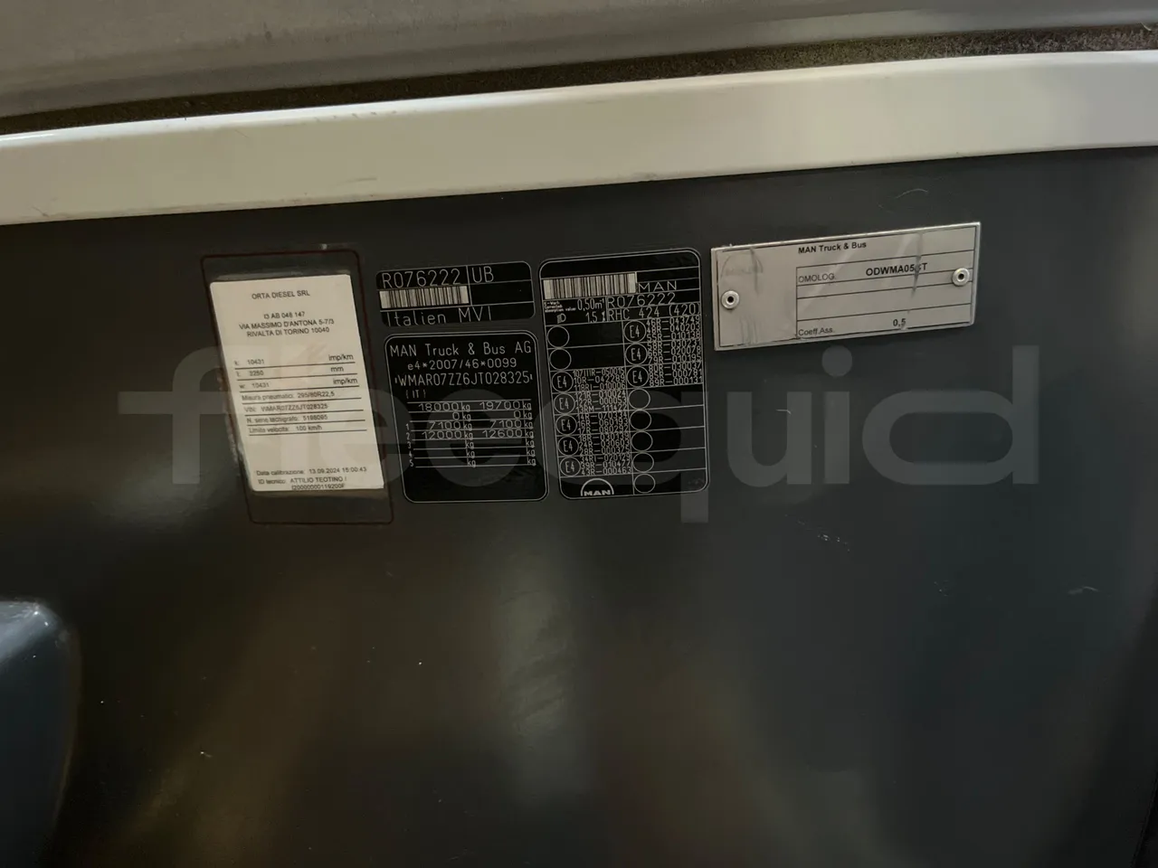 Man Lion's Coach B200746006 - EUR6  - 309kW - 12.101m - vehicle plate photo