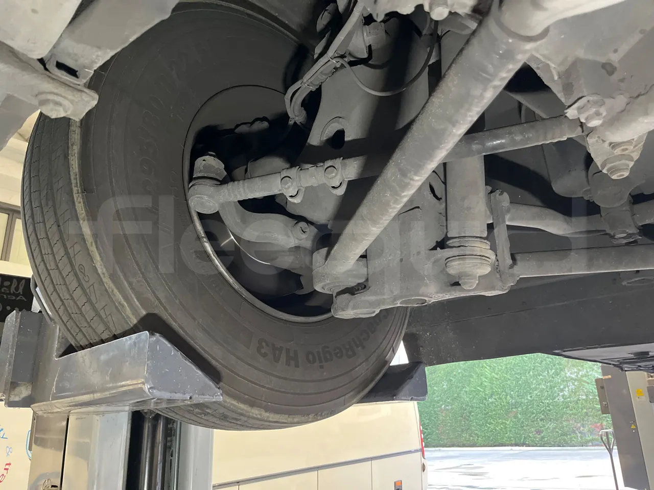 Man Lion's Coach B200746006 - EUR6  - 309kW - 12.101m - front axle right side