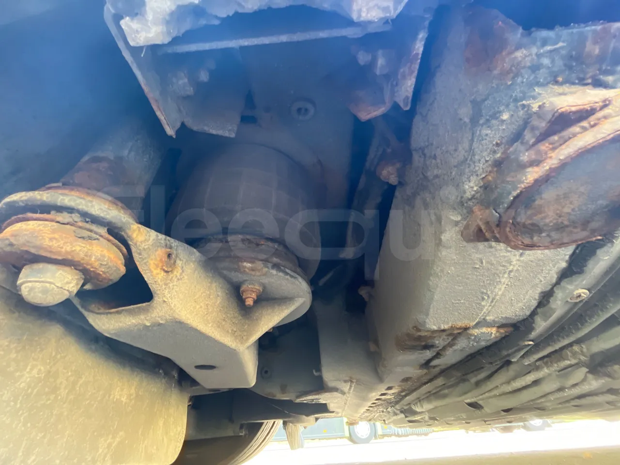 Volvo G891H L291LH24J8100 / Euro 6 - 177 Kw - 18.750 Mt - axel 2 air springs 1 left