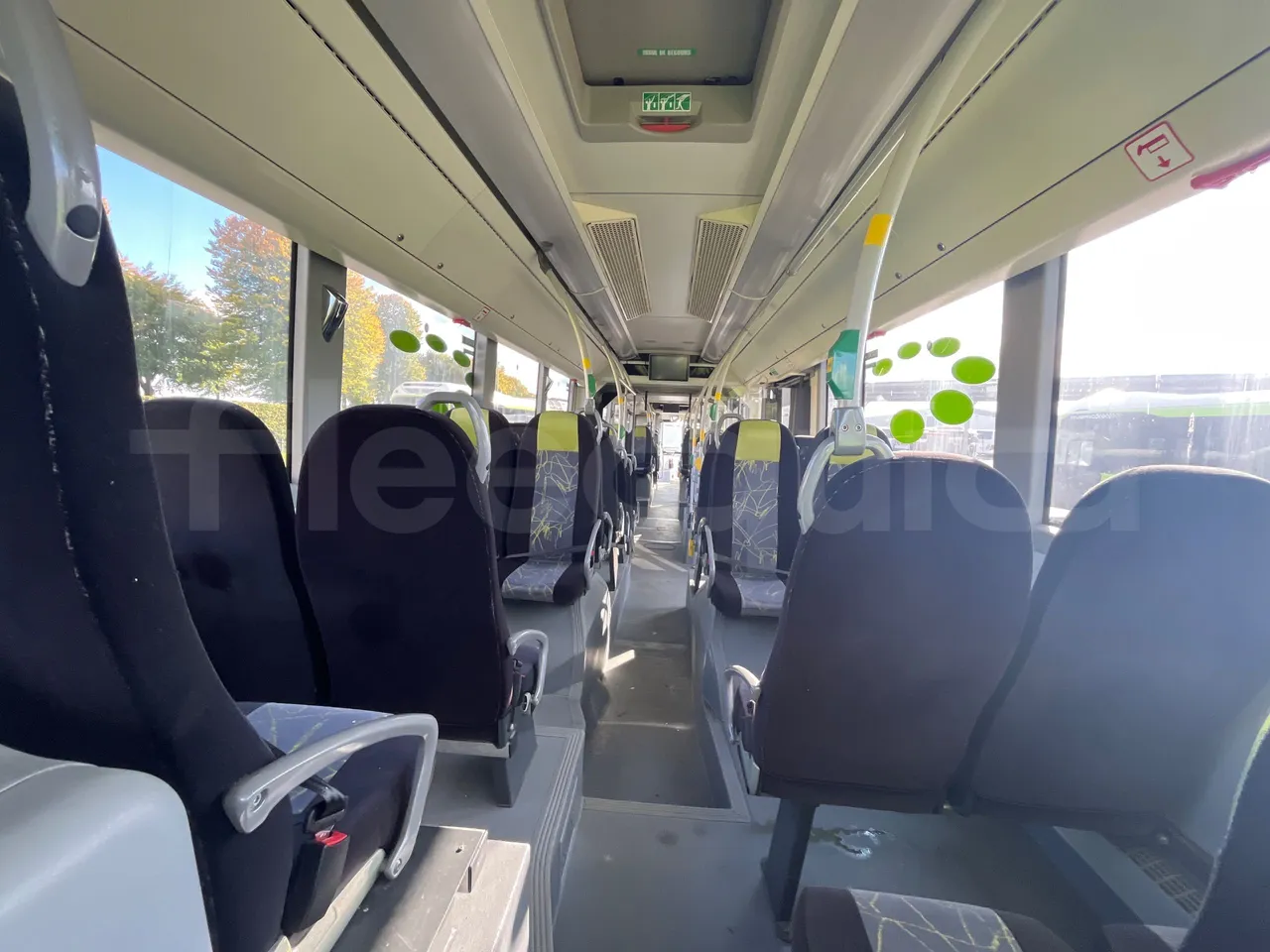Volvo G891H L291LH24J8100 / Euro 6 - 177 Kw - 18.750 Mt - forward view all seats last row height