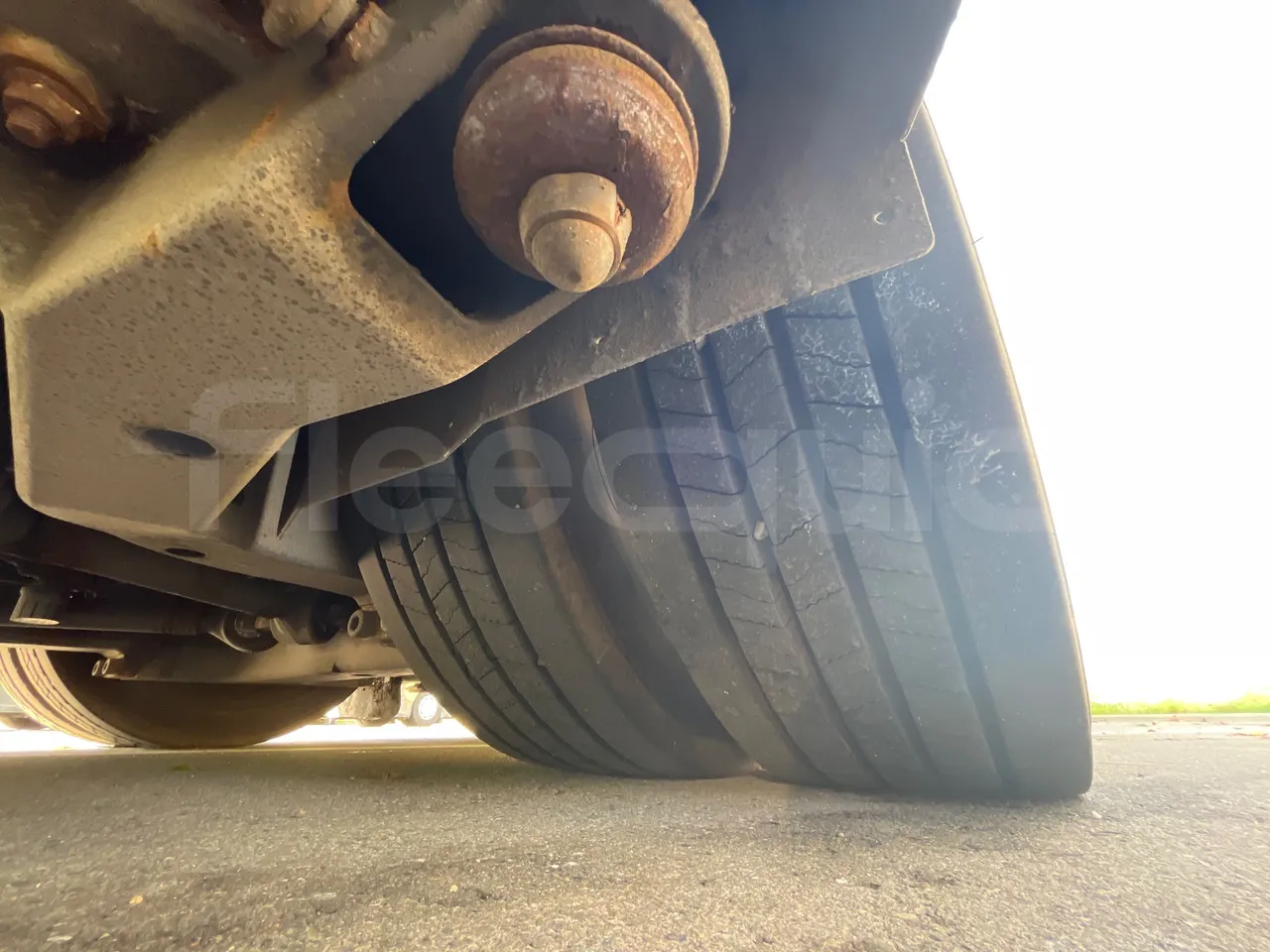 Volvo G891H L291LH24J8100 / Euro 6 - 177 Kw - 18.750 Mt - tread condition second axle tires left