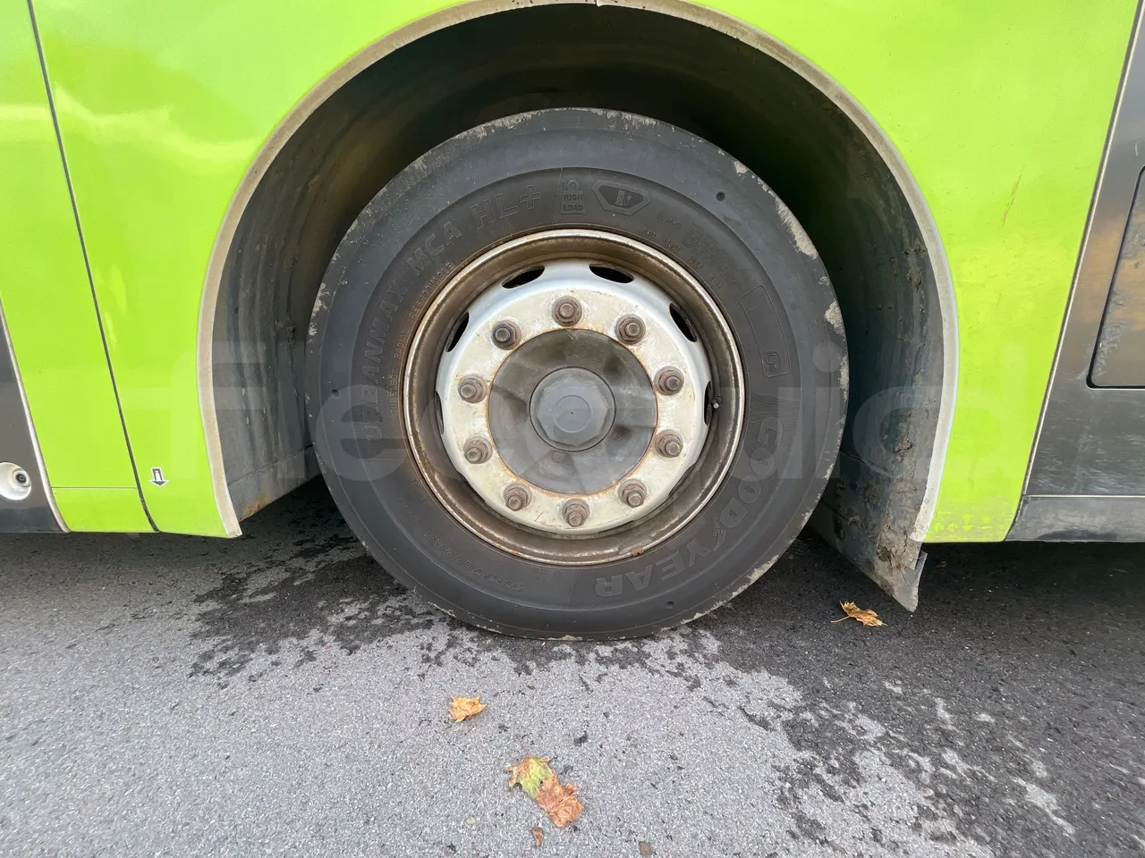 Volvo G891H L291LH24J8100 / Euro 6 - 177 Kw - 18.750 Mt - front left tire measurements