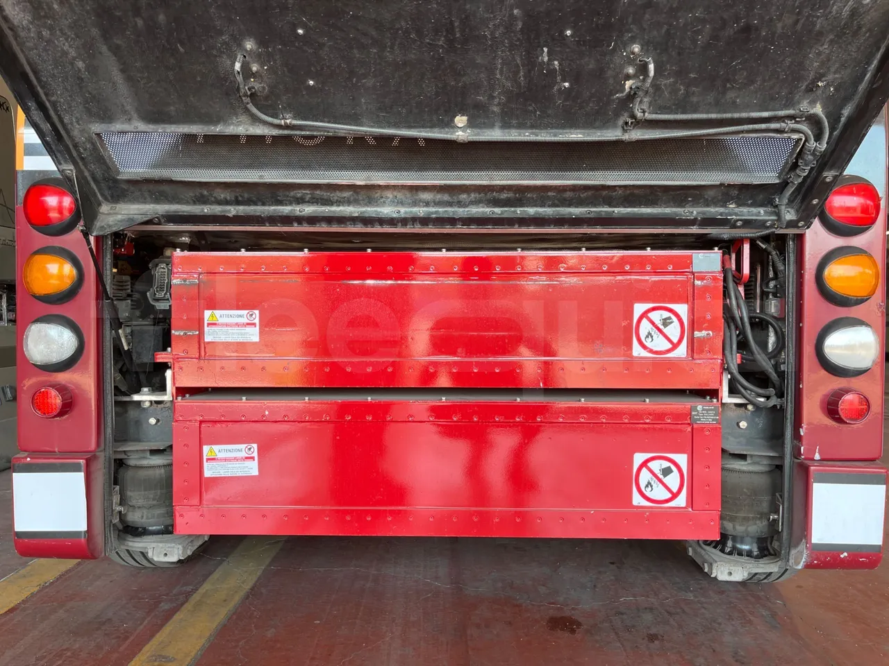 Tecnobus Gulliver - rear hatch open