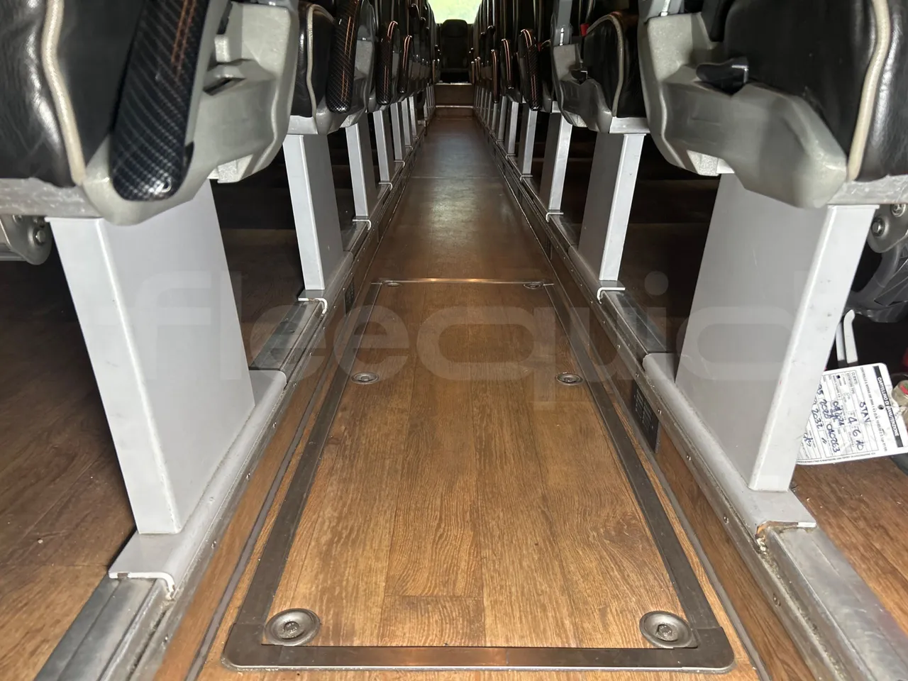 Iveco Magelys 5FR210 - seat brackets photo