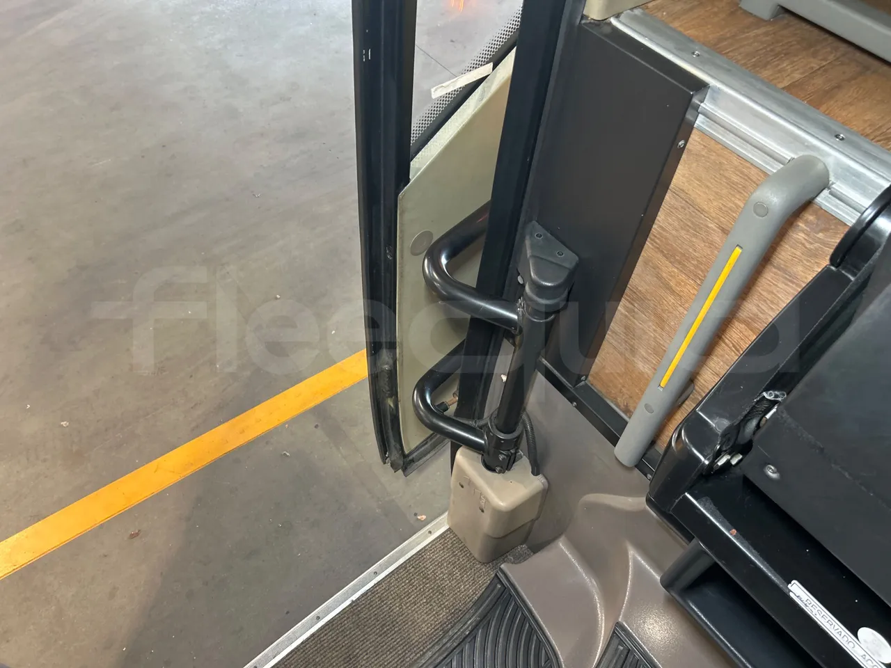 Iveco Magelys 5FR210 - door mechanism photo