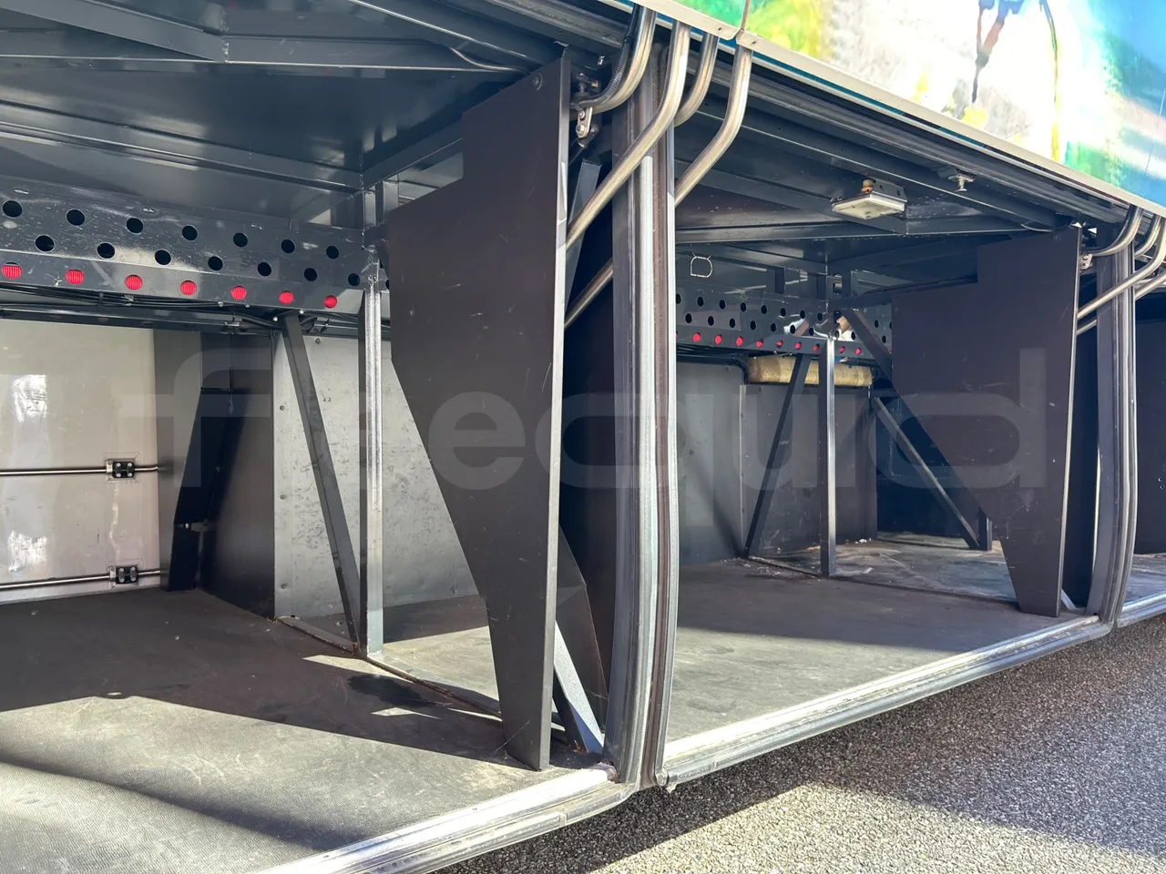 Iveco Magelys 5FR210 - internal frame rust check