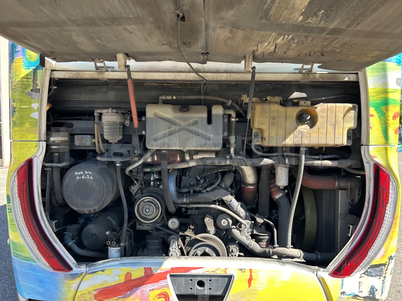 Iveco Magelys 5FR210 - rear hatch open (mandatory for bus to scrap)