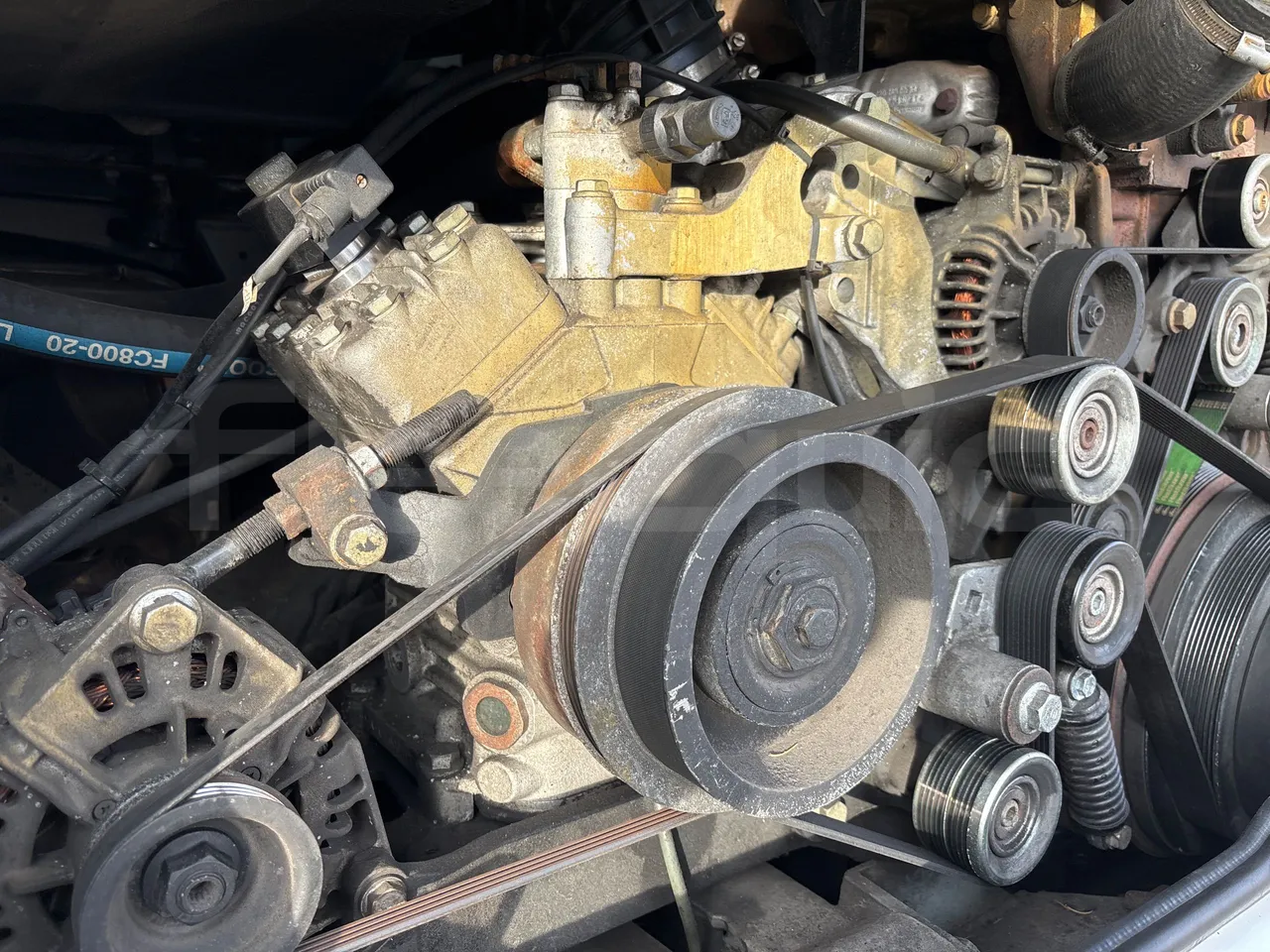 Setra S516 HD/2  - Euro6 - 315kW - 13.120mt - air conditioning compressor