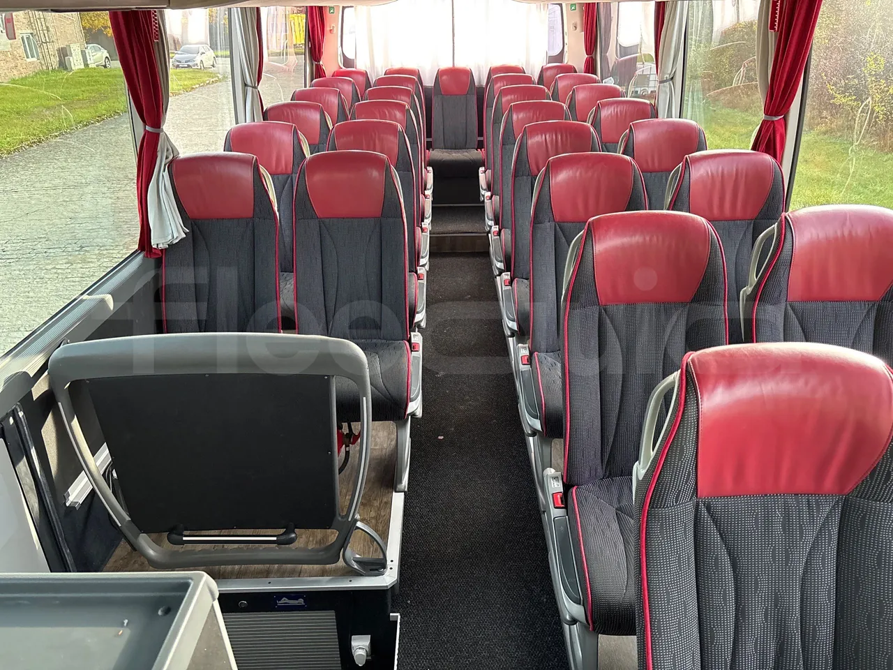 Setra S516 HD/2  - Euro6 - 315kW - 13.120mt - reverse view middle aisle