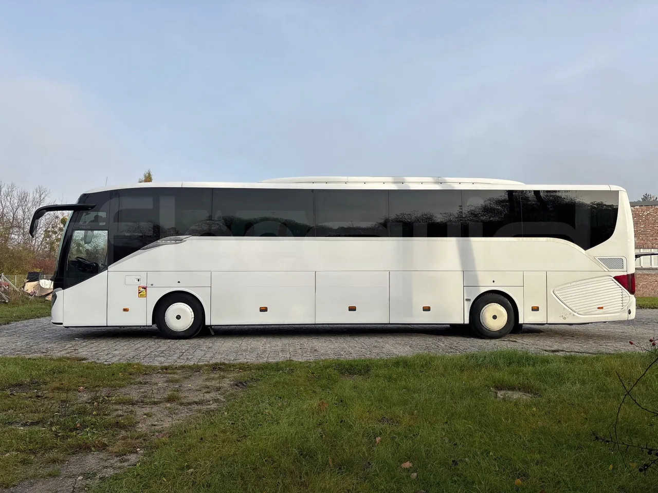 Setra S516 HD/2  - Euro6 - 315kW - 13.120mt - left side photo