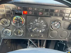 Setra S315 UL-EUR2-12m-185Kw - dashboard lights on