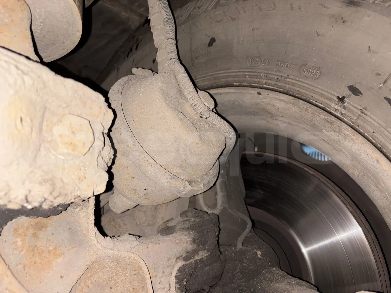 Setra S315 UL-EUR2-12m-185Kw - front brake calipers right