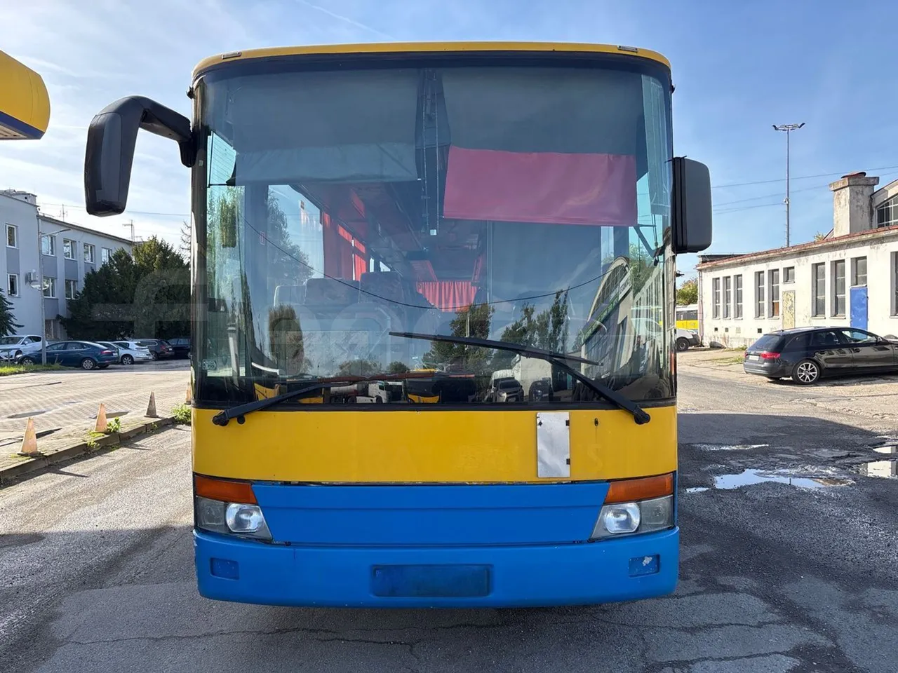 Setra S315 UL-EUR2-12m-185Kw - front photo