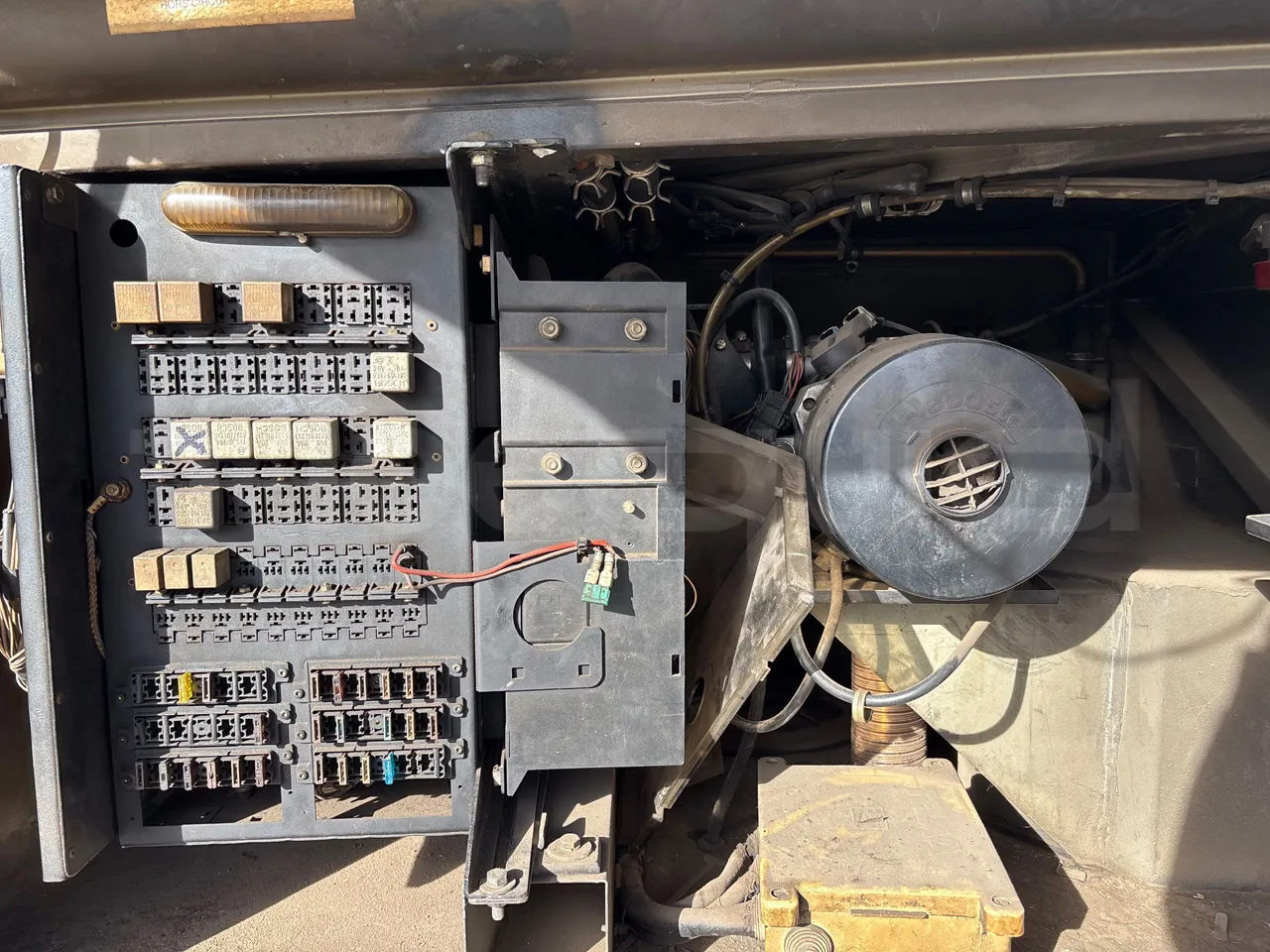 Setra S315 UL-EUR2-12m-185Kw - preheater webasto photo