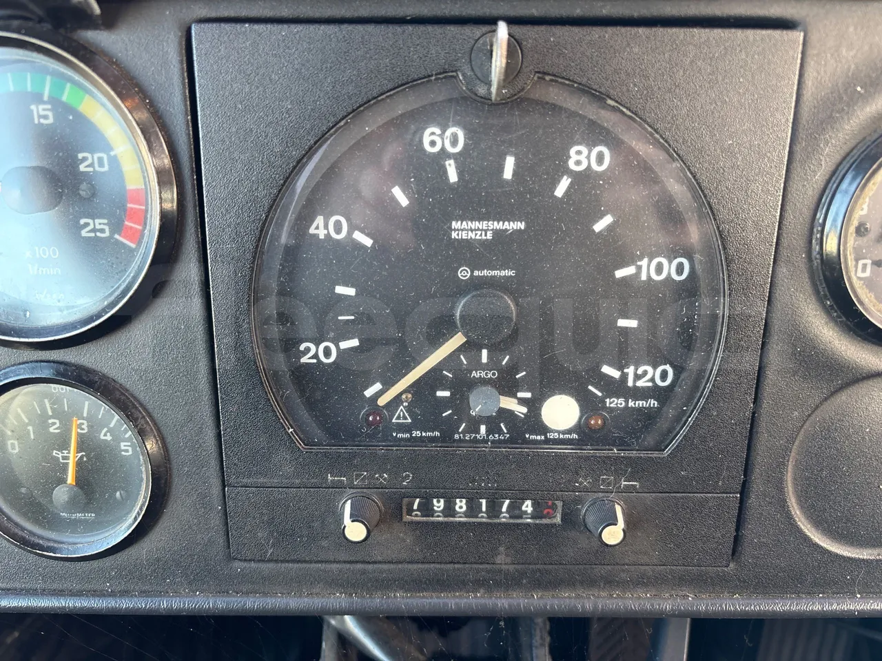 Setra S315 UL-EUR2-12m-185Kw - Tachograph