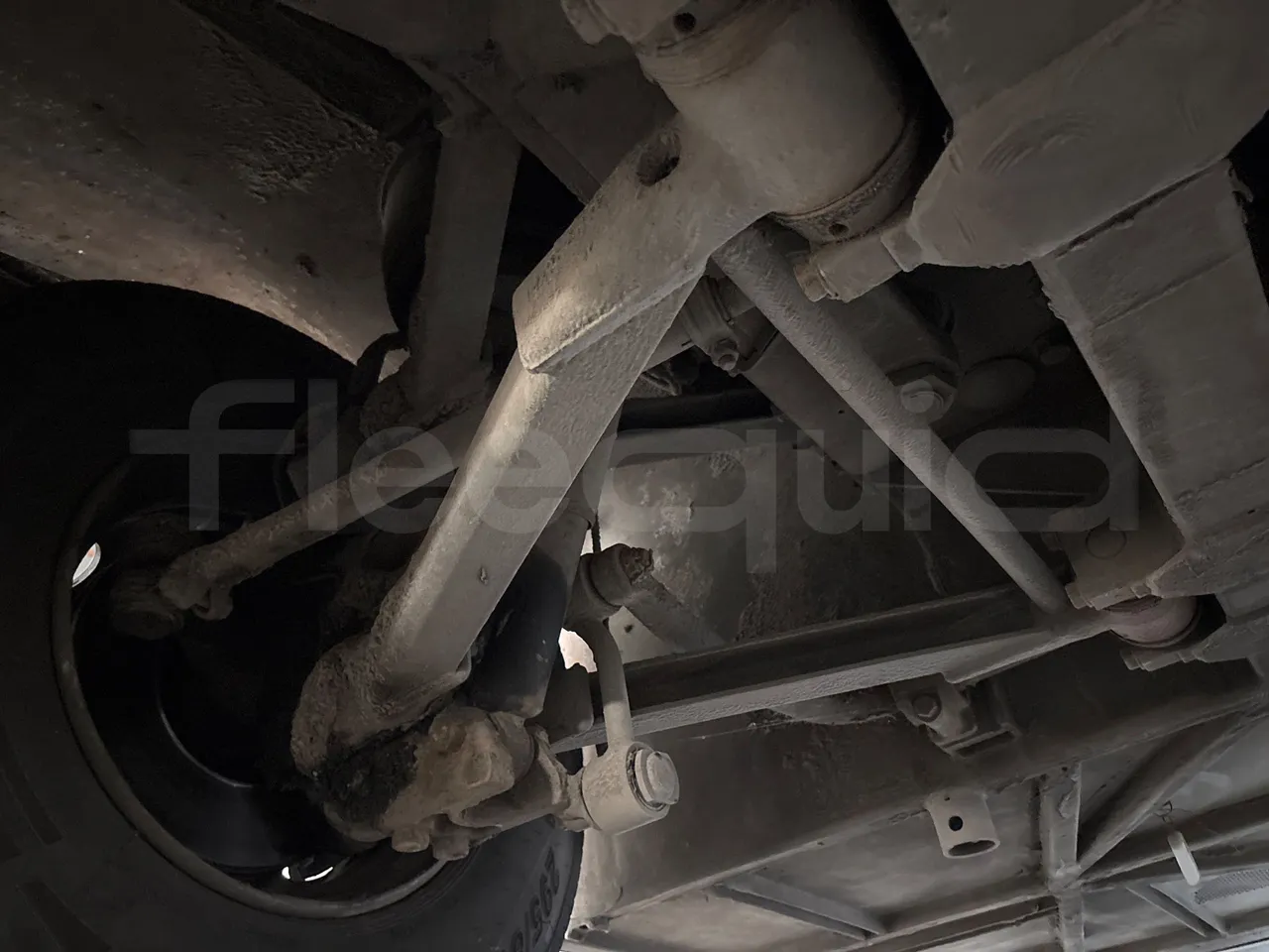 Setra S315 UL-EUR2-12m-185Kw - front axle right side