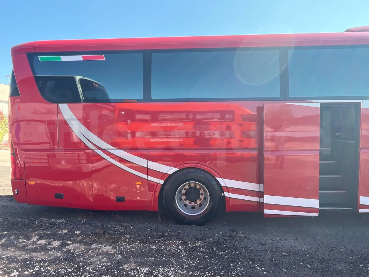 Scania 114B4X2 K114B4X2 - Euro3 - 280 kW - 12.920mt - front door 3 open